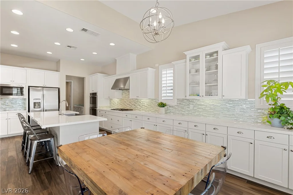 449 Paso De Montana, Las Vegas, NV 89138
