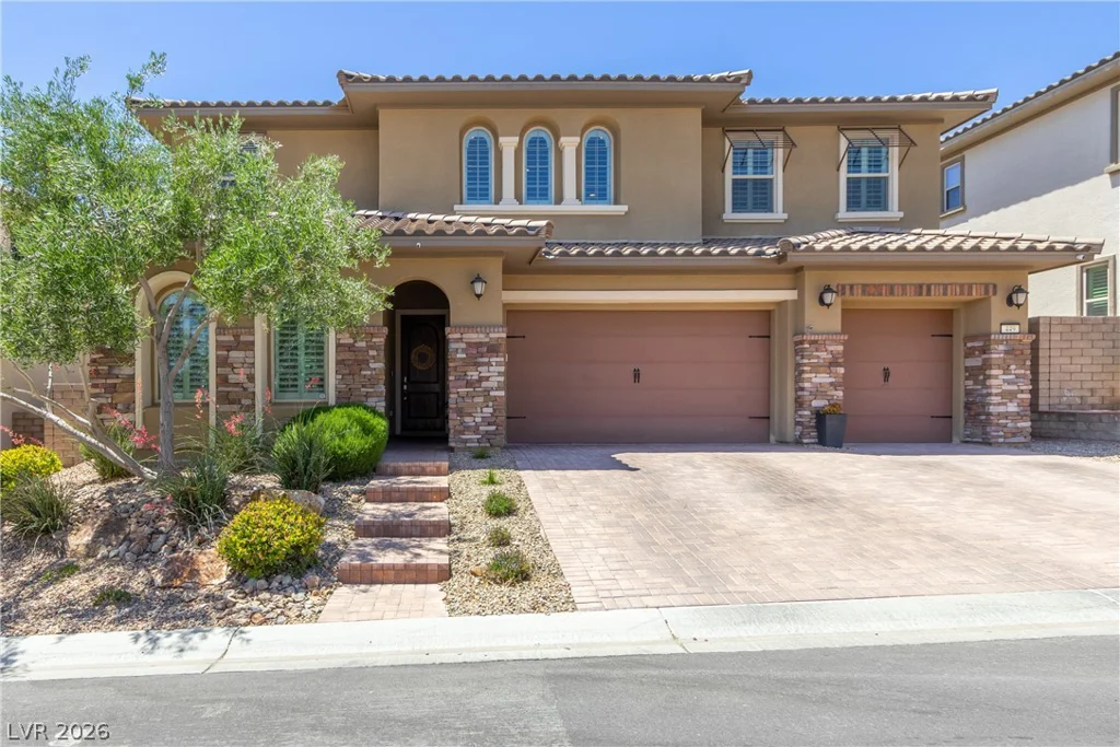 449 Paso De Montana, Las Vegas, NV 89138