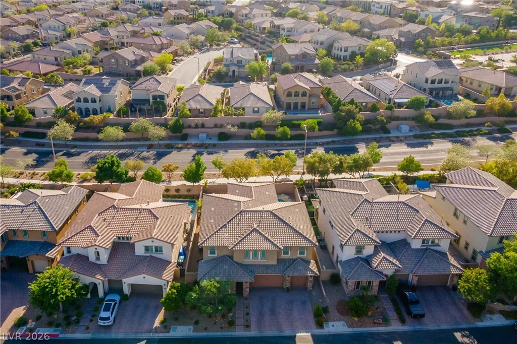 449 Paso De Montana, Las Vegas, NV 89138
