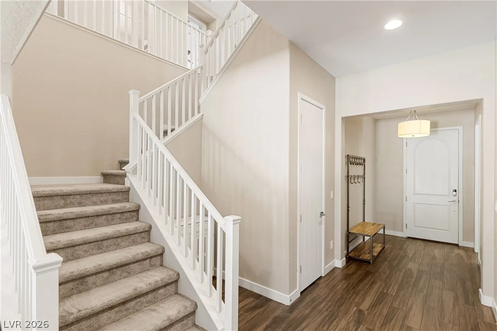 449 Paso De Montana, Las Vegas, NV 89138