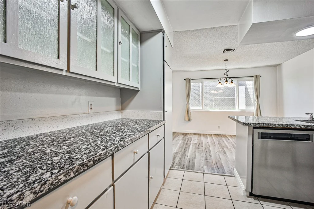 1320 Robin, Las Vegas, NV 89106
