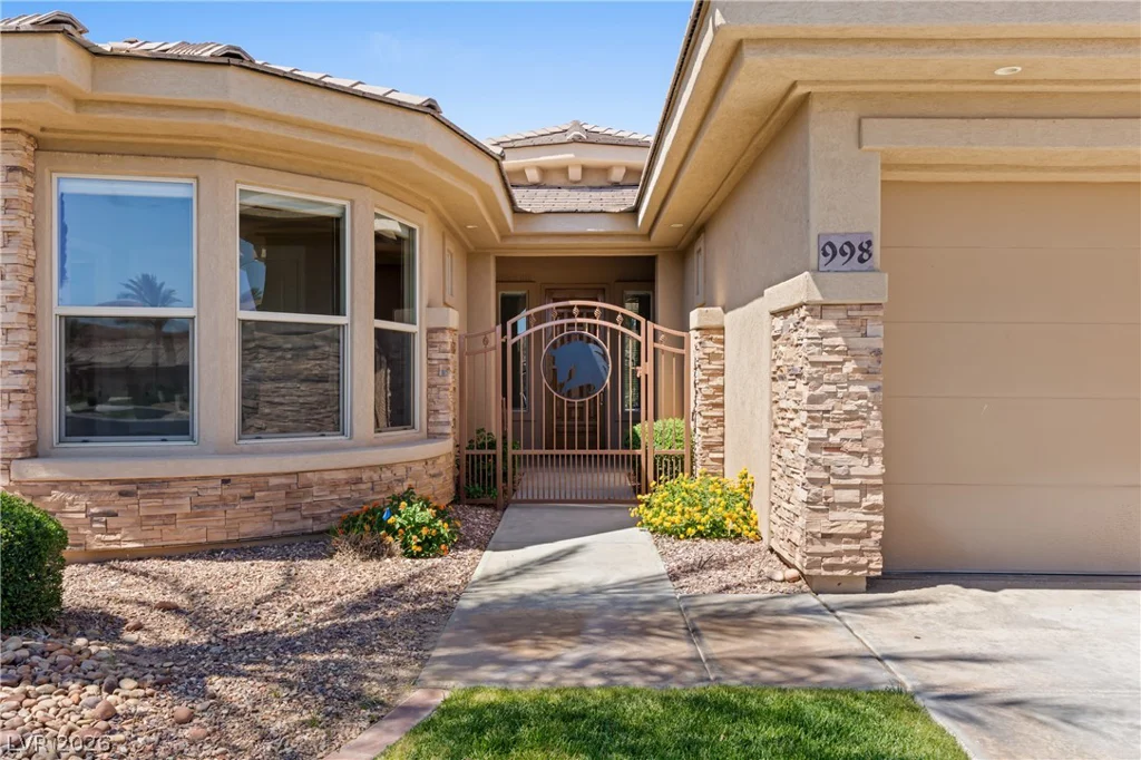 998 Crest View, Mesquite, NV 89027