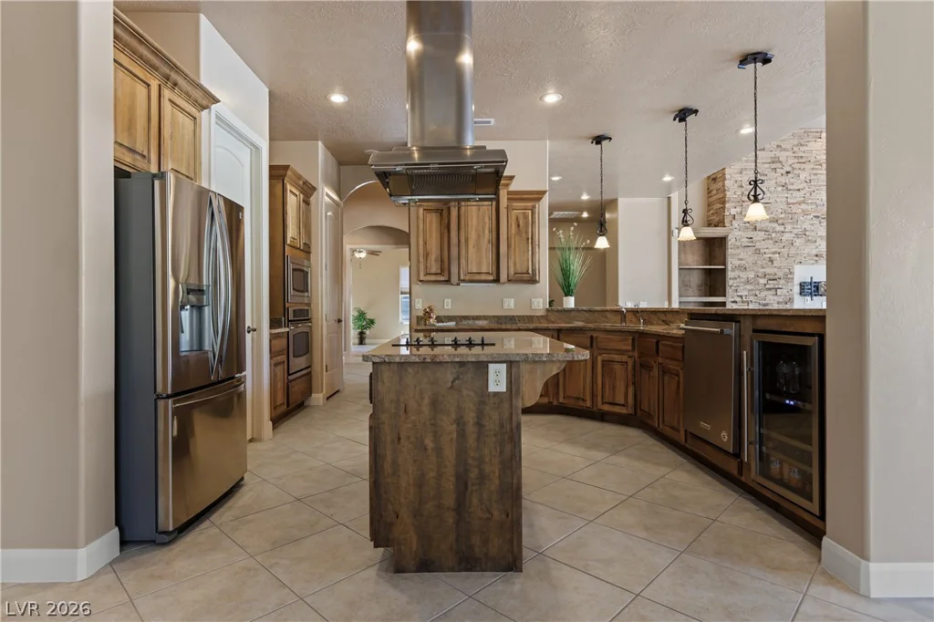998 Crest View, Mesquite, NV 89027