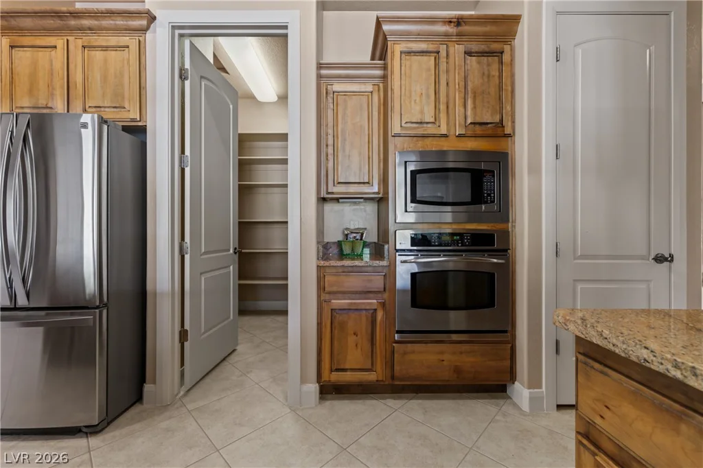 998 Crest View, Mesquite, NV 89027