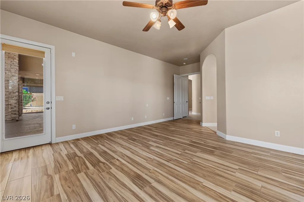 998 Crest View, Mesquite, NV 89027