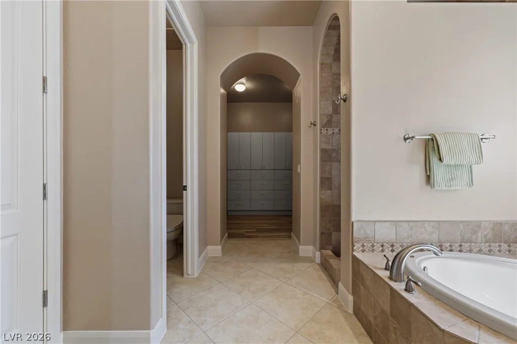 998 Crest View, Mesquite, NV 89027