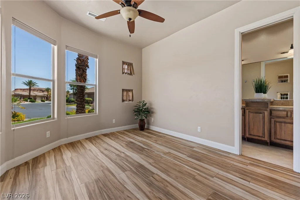 998 Crest View, Mesquite, NV 89027