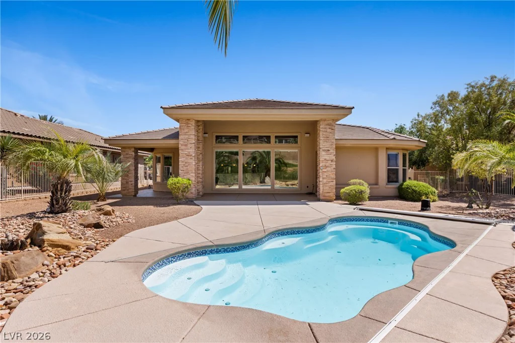998 Crest View, Mesquite, NV 89027