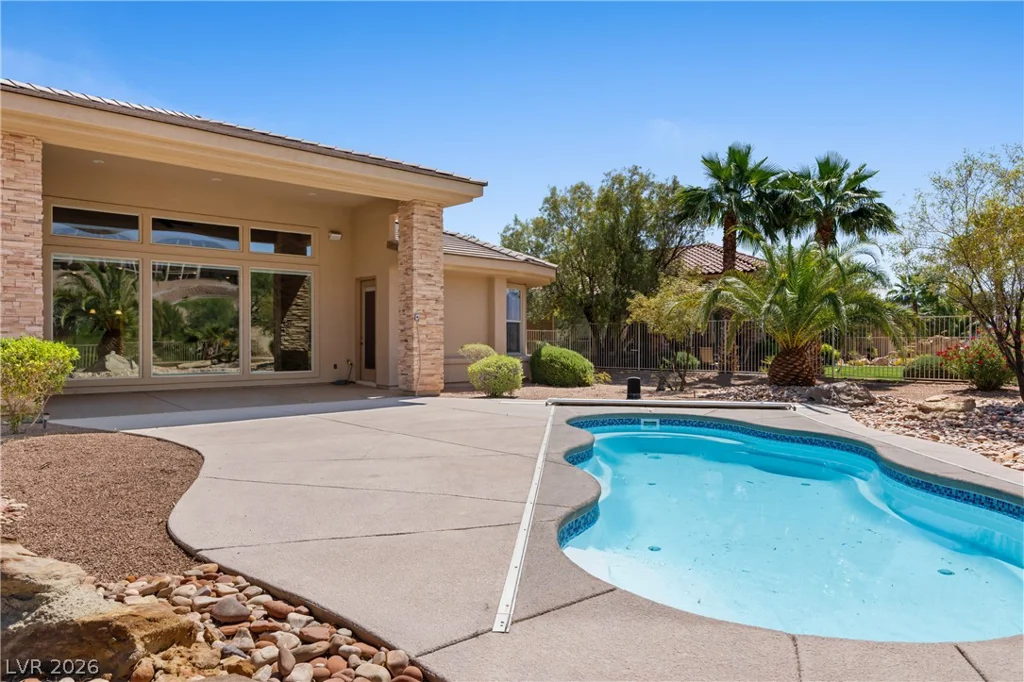998 Crest View, Mesquite, NV 89027