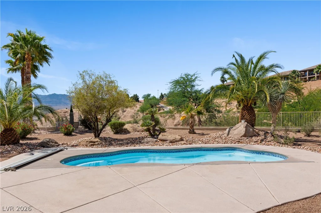 998 Crest View, Mesquite, NV 89027
