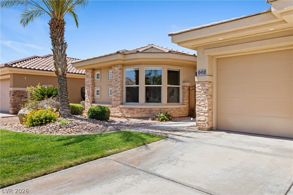 998 Crest View, Mesquite, NV 89027