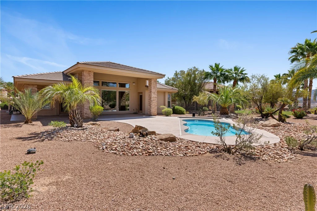 998 Crest View, Mesquite, NV 89027