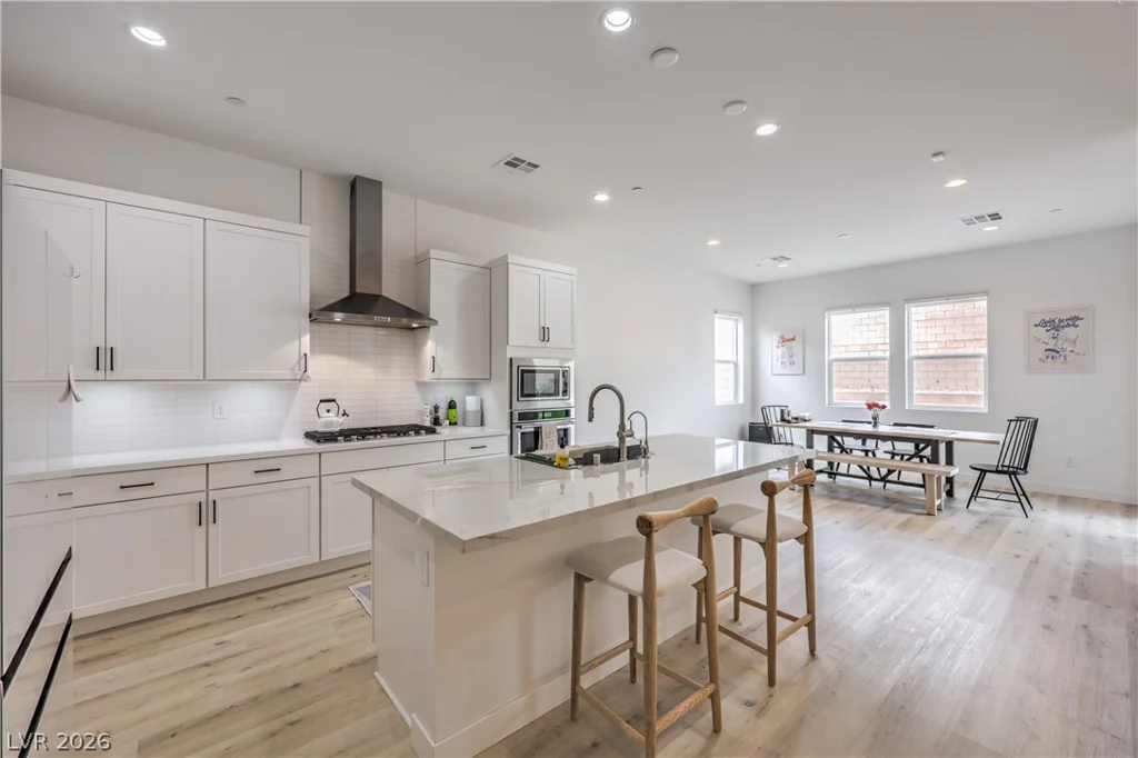 8935 Cassia Winds, Las Vegas, NV 89166