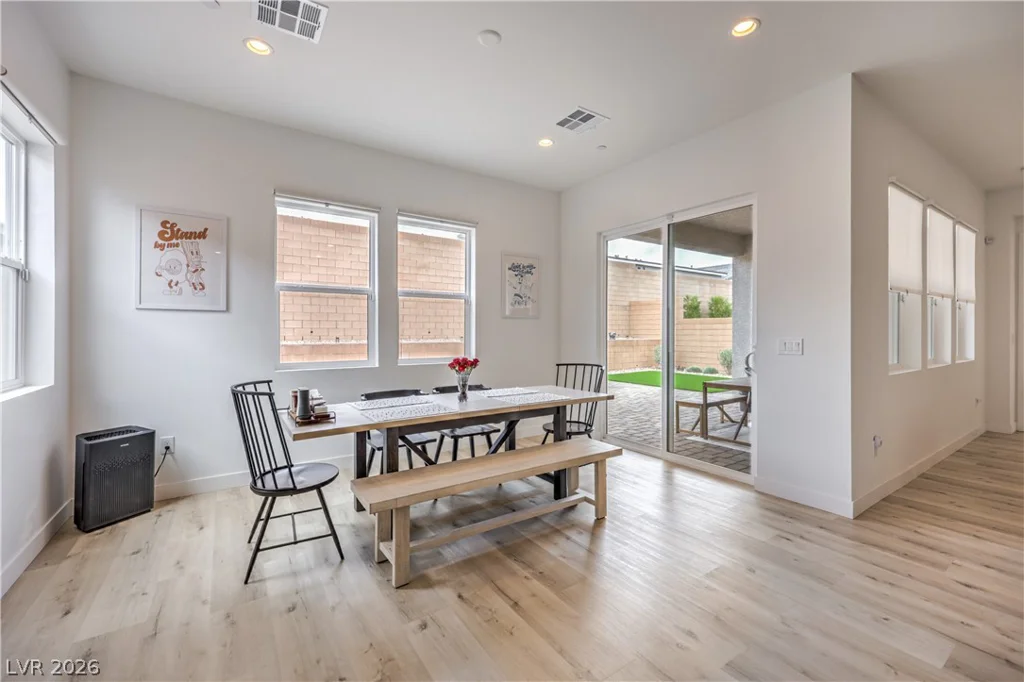 8935 Cassia Winds, Las Vegas, NV 89166