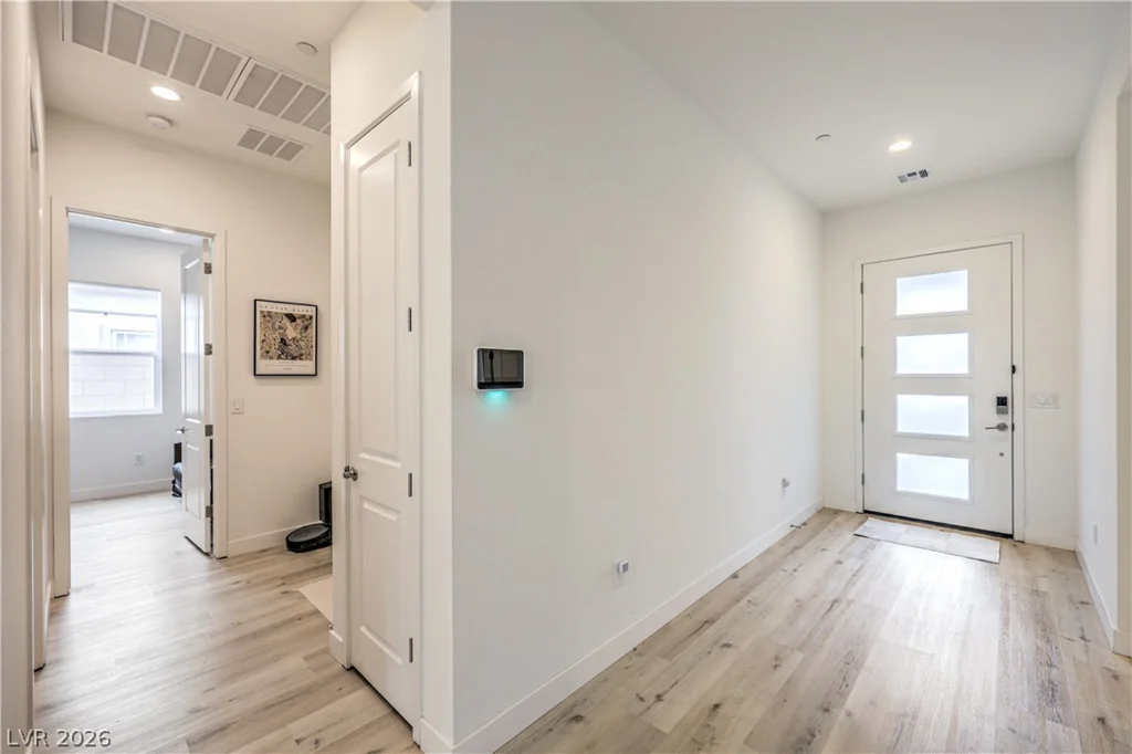 8935 Cassia Winds, Las Vegas, NV 89166
