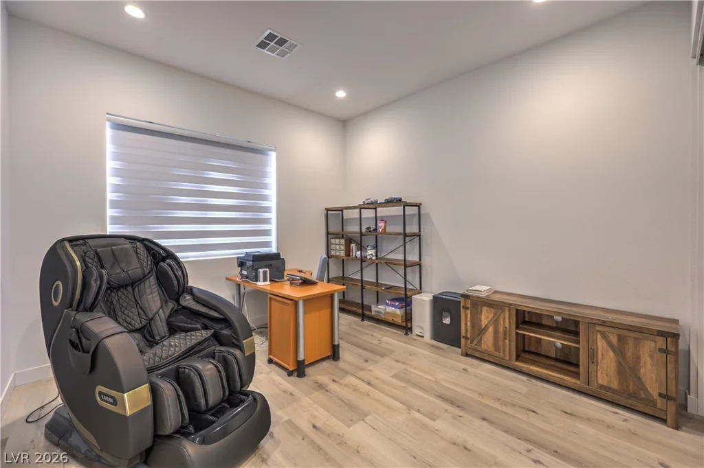 8935 Cassia Winds, Las Vegas, NV 89166