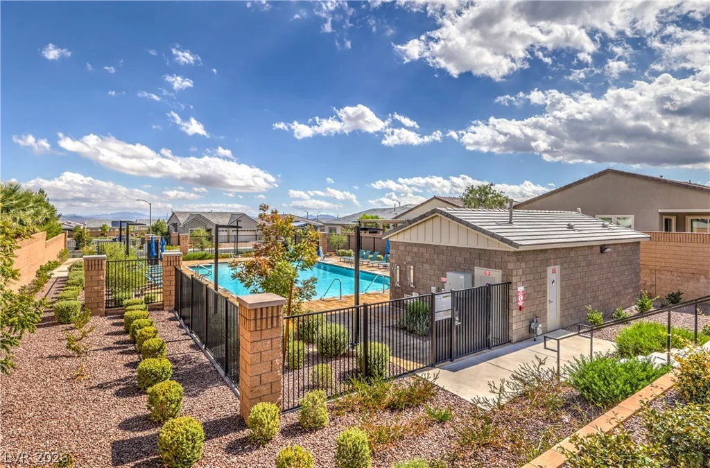 8935 Cassia Winds, Las Vegas, NV 89166