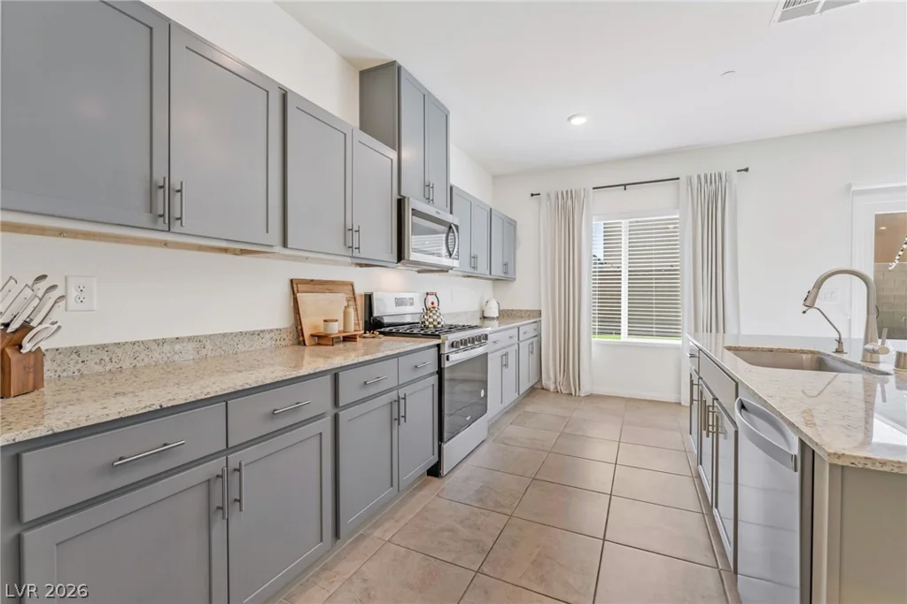 4463 Bayley Skye, Las Vegas, NV 89141