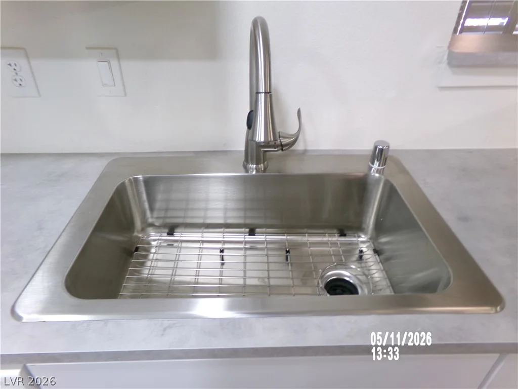 2995 Sunset, Las Vegas, NV 89120