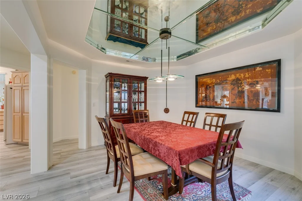 7813 Waterfalls, Las Vegas, NV 89128