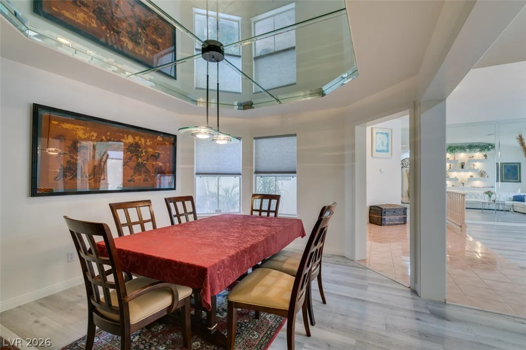 7813 Waterfalls, Las Vegas, NV 89128