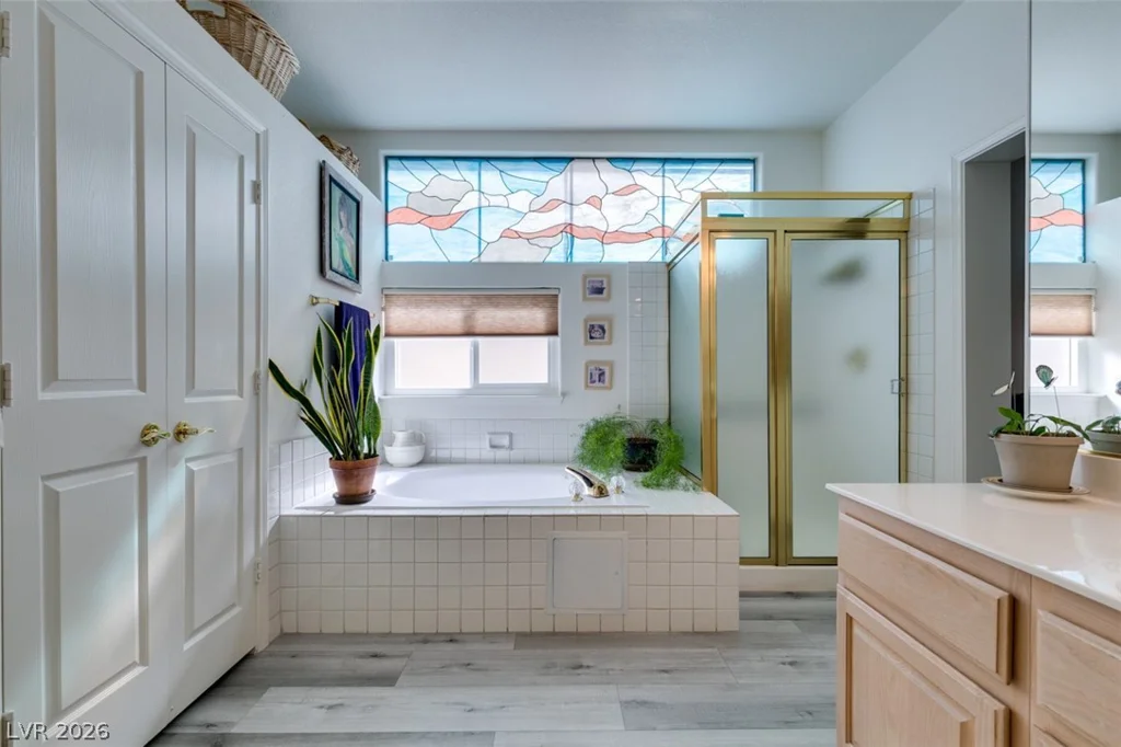 7813 Waterfalls, Las Vegas, NV 89128