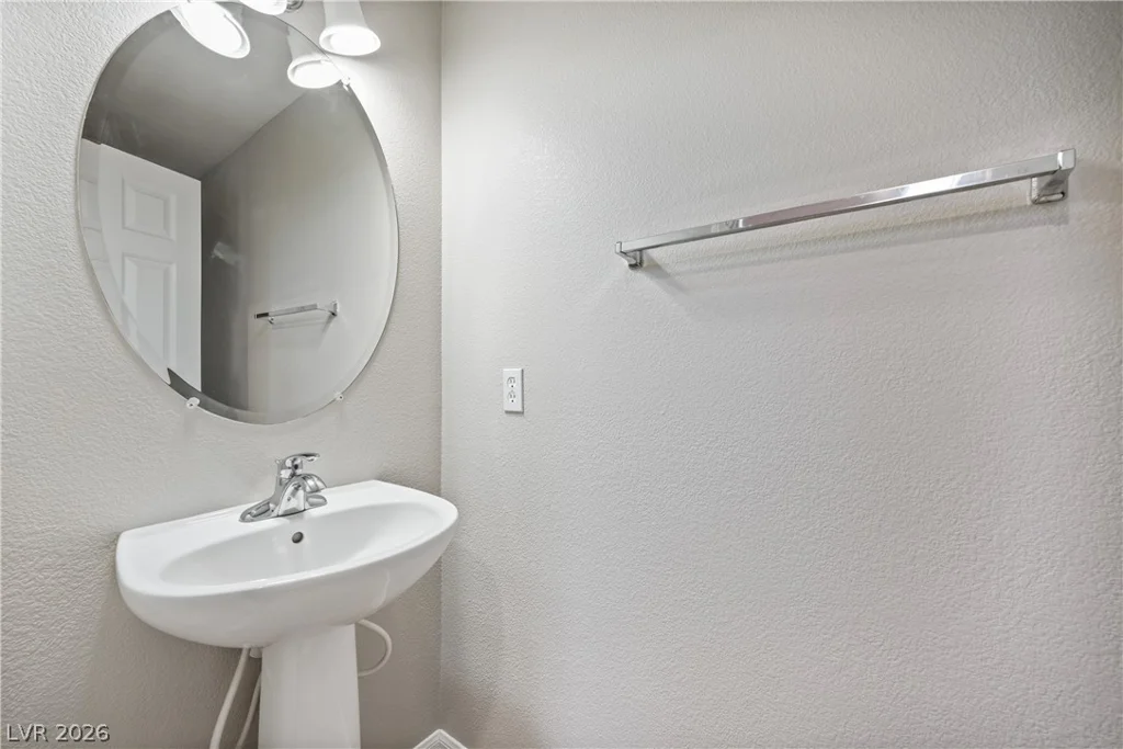 1064 Sonora Hill, Las Vegas, NV 89138