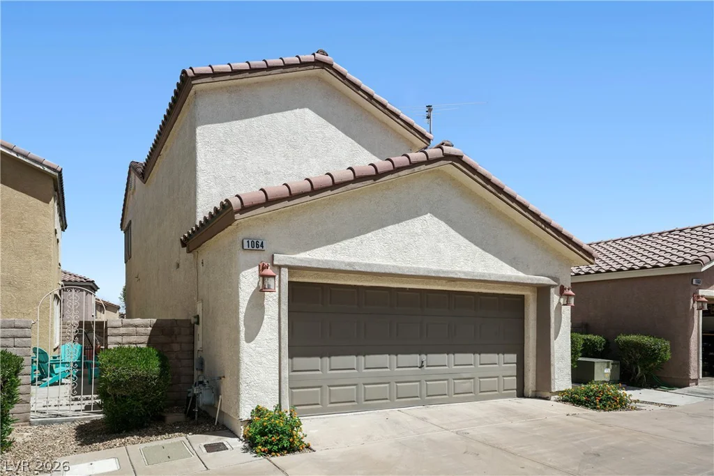 1064 Sonora Hill, Las Vegas, NV 89138