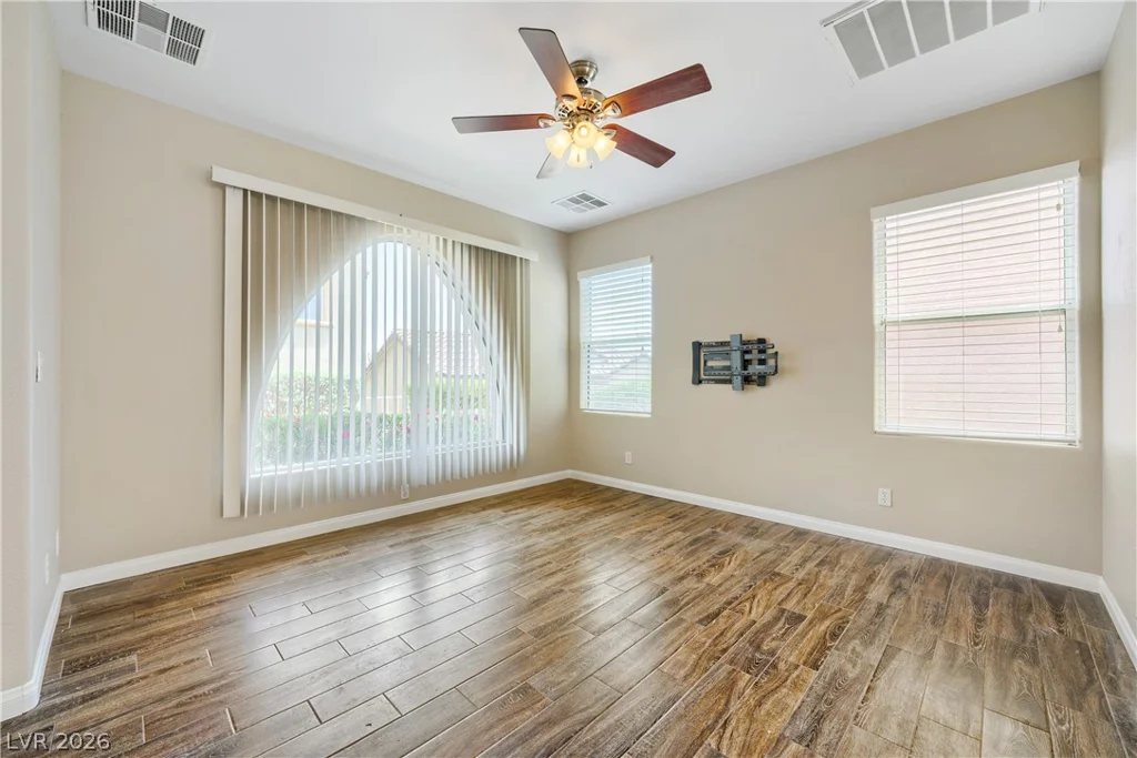 1064 Sonora Hill, Las Vegas, NV 89138