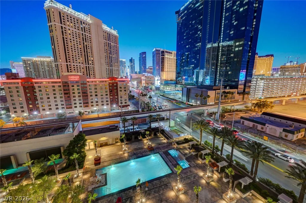 125 HARMON, Las Vegas, NV 89109