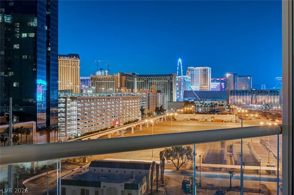 125 HARMON, Las Vegas, NV 89109