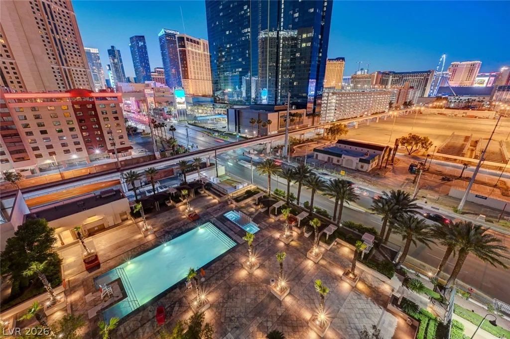 125 HARMON, Las Vegas, NV 89109