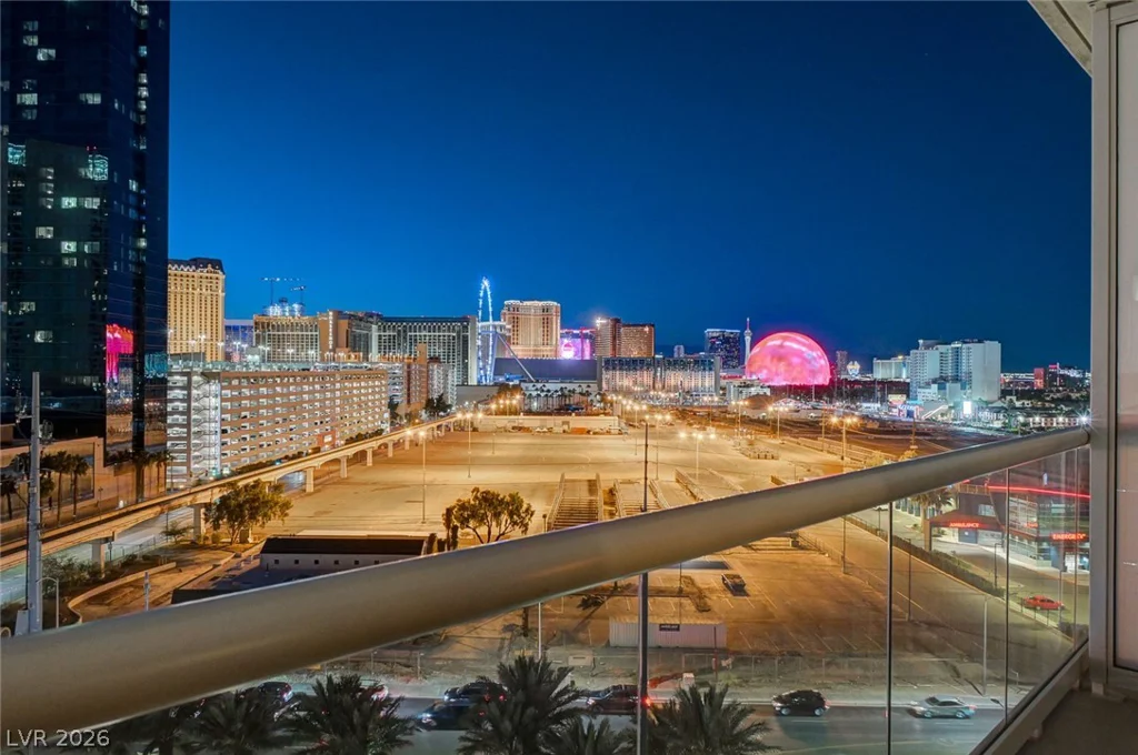 125 HARMON, Las Vegas, NV 89109