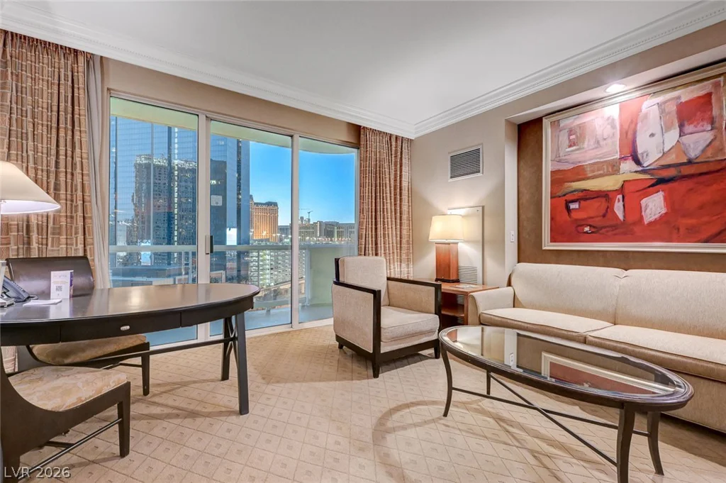 125 HARMON, Las Vegas, NV 89109