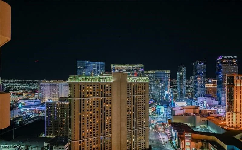125 HARMON, Las Vegas, NV 89109