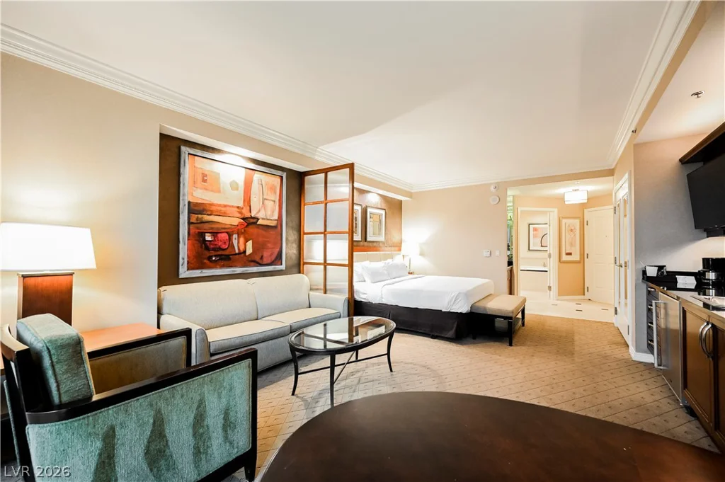 145 HARMON, Las Vegas, NV 89109