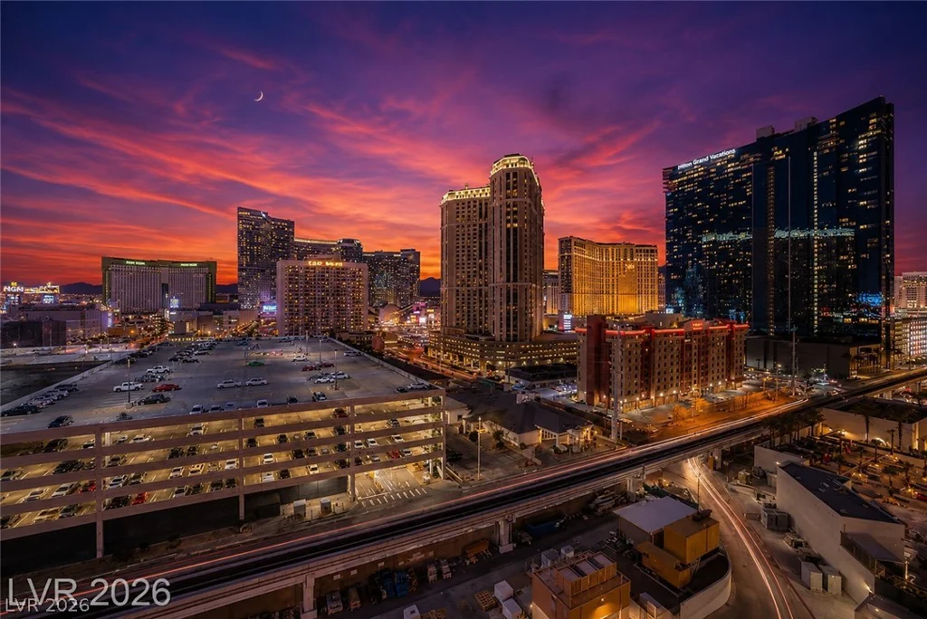 145 HARMON, Las Vegas, NV 89109