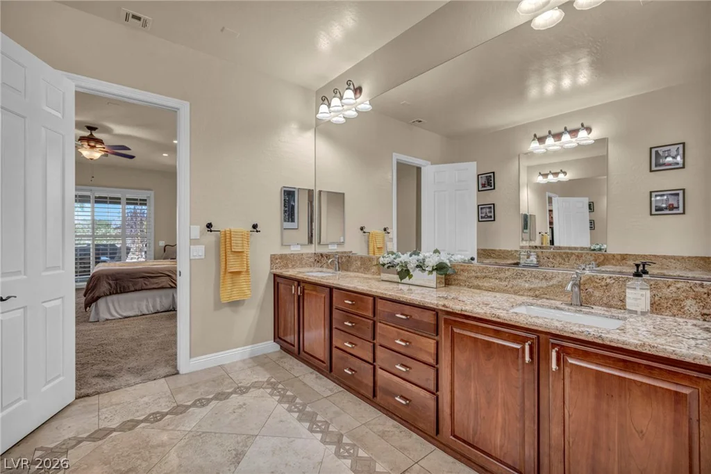 8404 Myerlee, Las Vegas, NV 89131