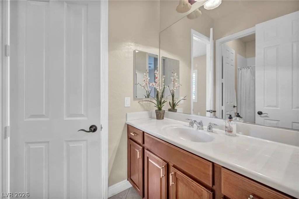 8404 Myerlee, Las Vegas, NV 89131