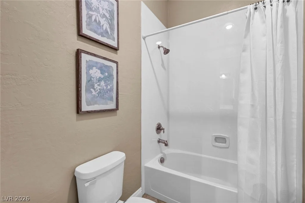 8404 Myerlee, Las Vegas, NV 89131