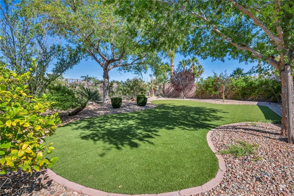 8404 Myerlee, Las Vegas, NV 89131