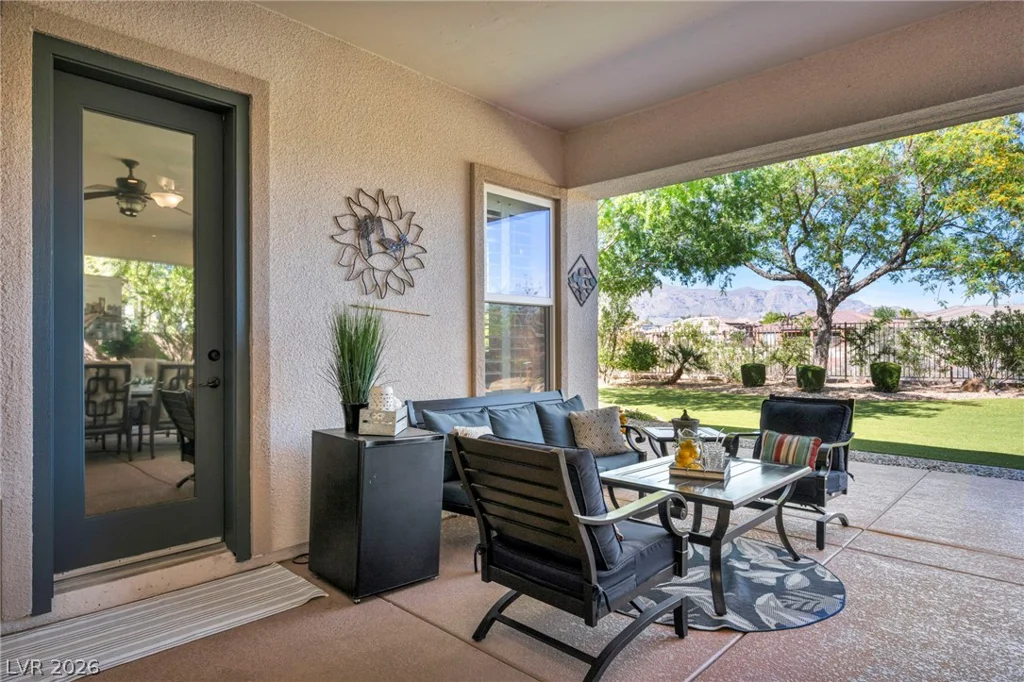 8404 Myerlee, Las Vegas, NV 89131