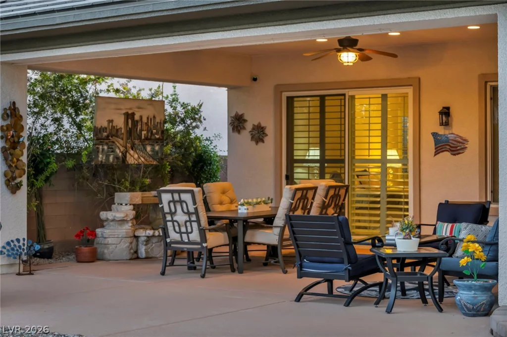 8404 Myerlee, Las Vegas, NV 89131