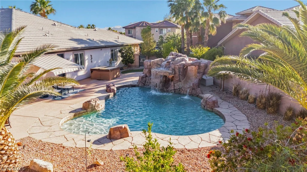 8404 Myerlee, Las Vegas, NV 89131
