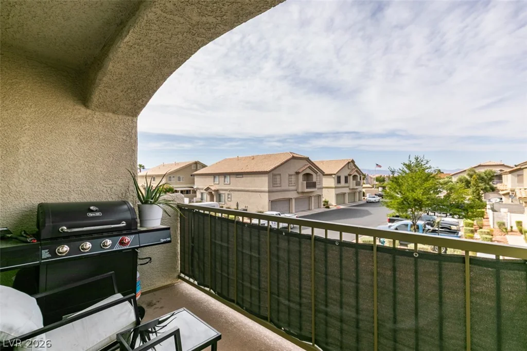 6315 Dan Blocker, Henderson, NV 89011