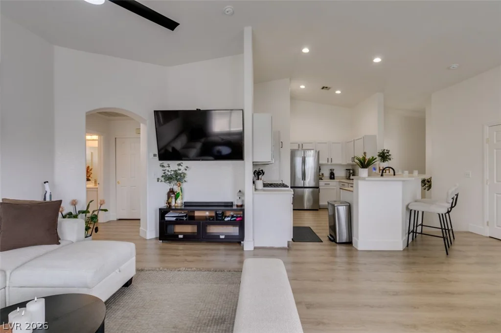 6315 Dan Blocker, Henderson, NV 89011