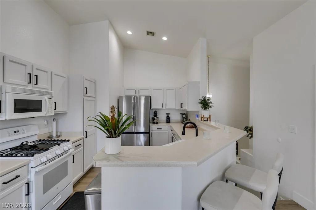 6315 Dan Blocker, Henderson, NV 89011