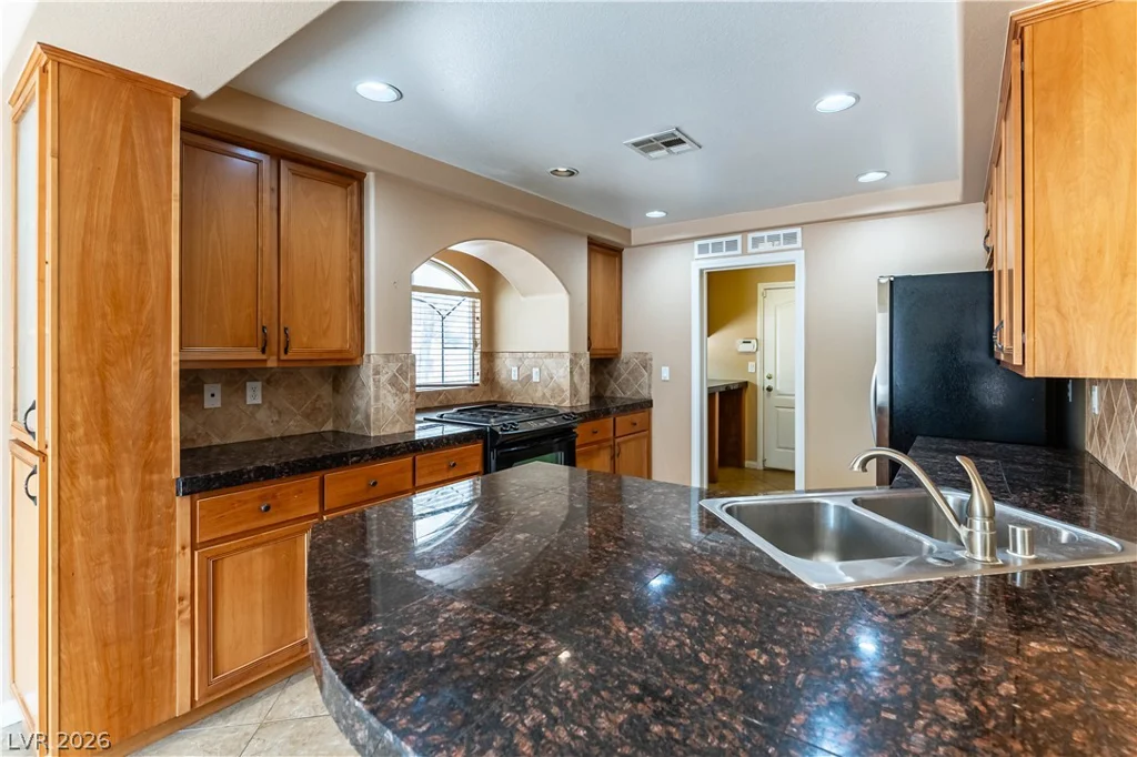 10029 Pipestone, Las Vegas, NV 89141