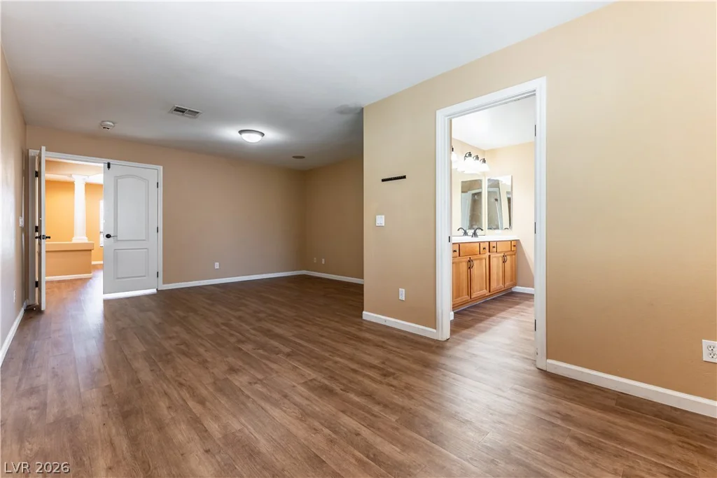 10029 Pipestone, Las Vegas, NV 89141