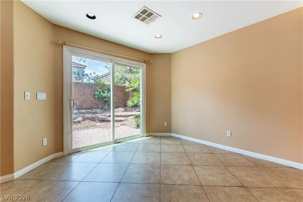 10029 Pipestone, Las Vegas, NV 89141